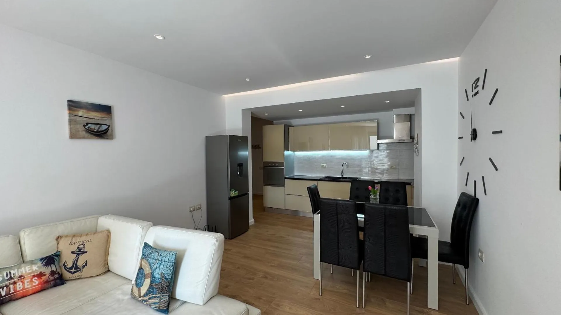 Belleview Apartment 6 Vlore 0*,  Albania